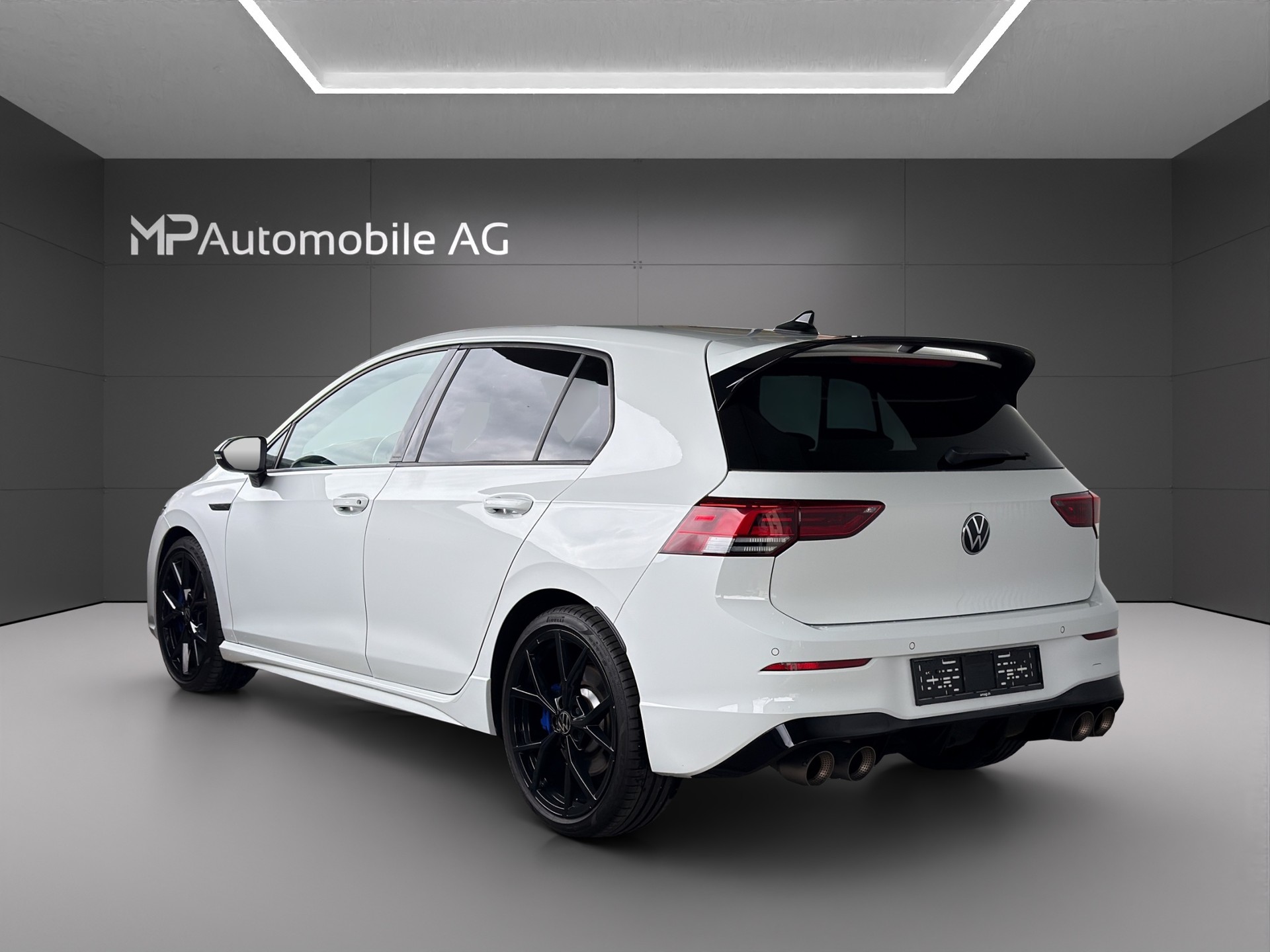 VW Golf 2.0 TSI R DSG 4Motion R Performance-image-4