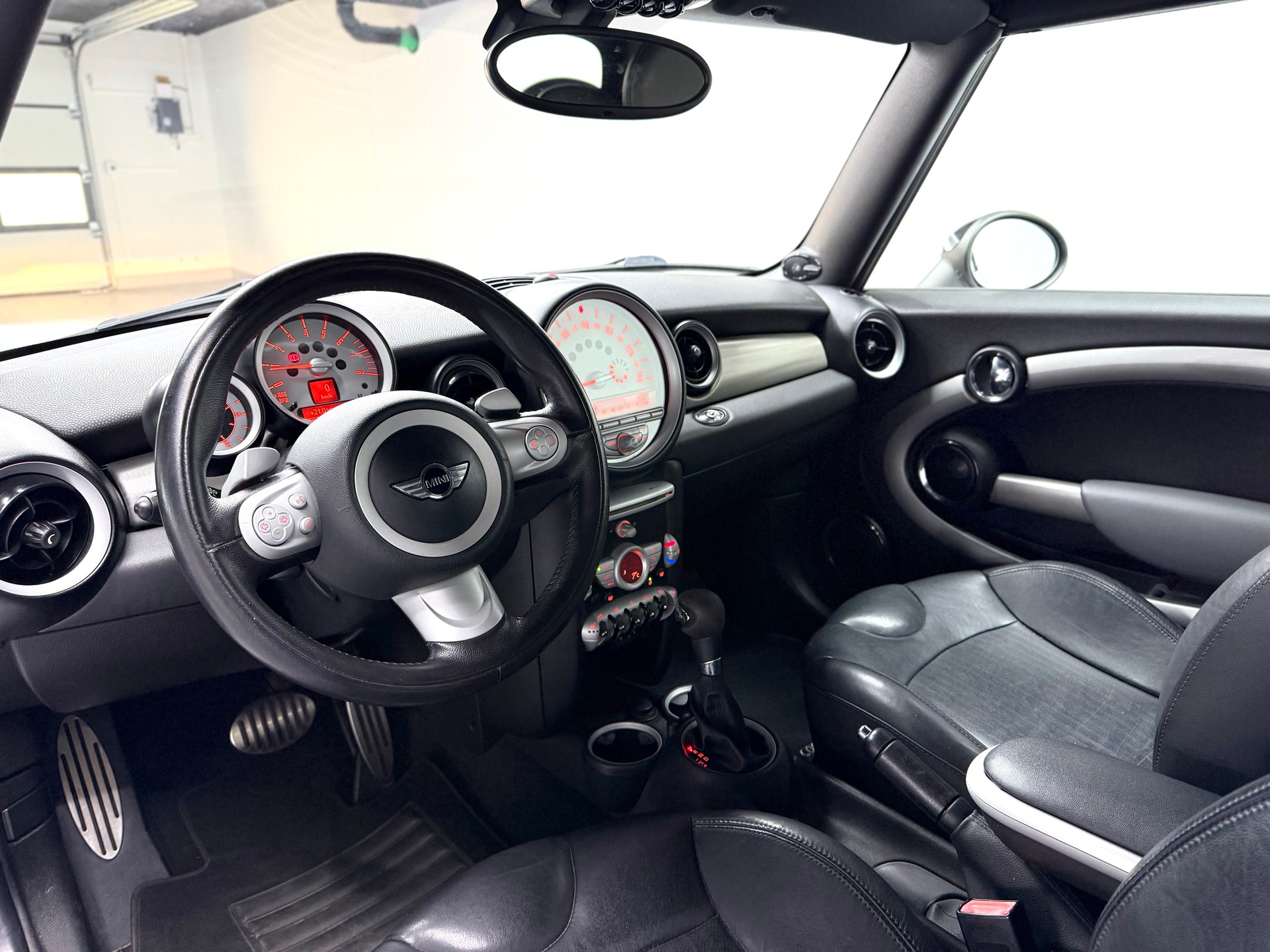 MINI Cooper S Cabriolet Steptronic-image-8