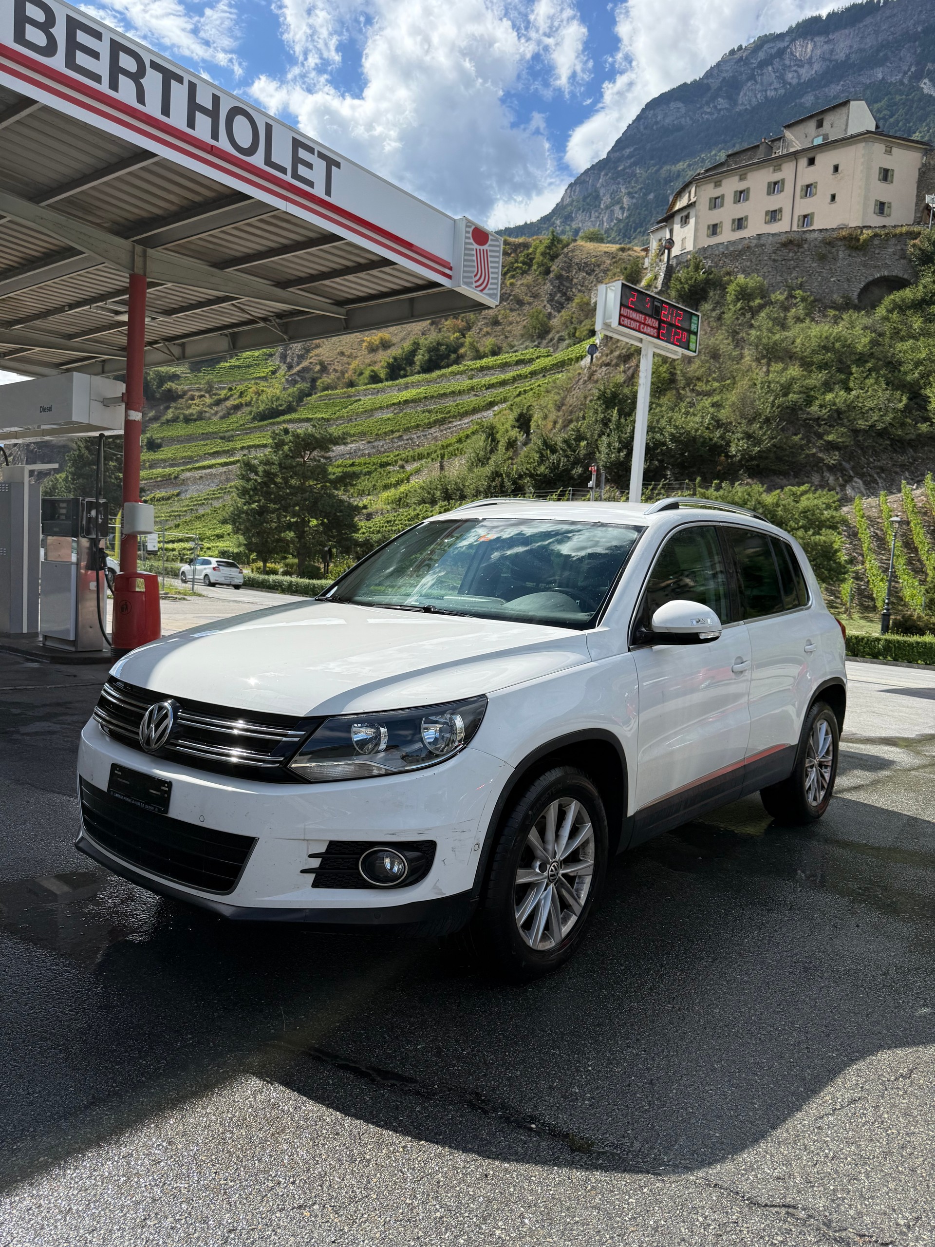 VW Tiguan 2.0 TDI BlueMotion Trend&Fun 4Motion DSG-image-1
