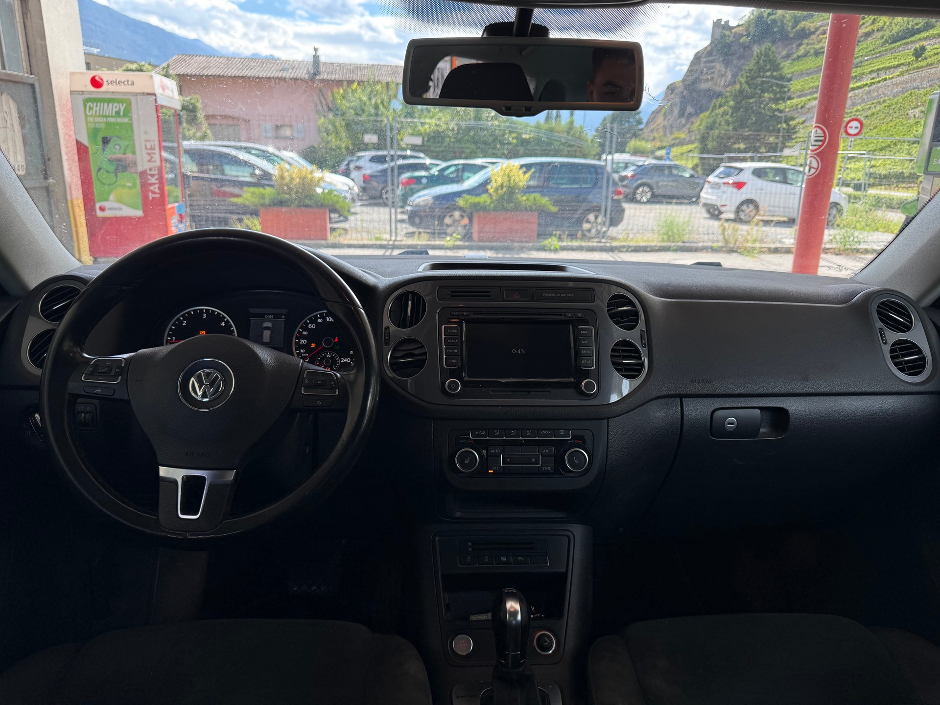 VW Tiguan 2.0 TDI BlueMotion Trend&Fun 4Motion DSG-image-8