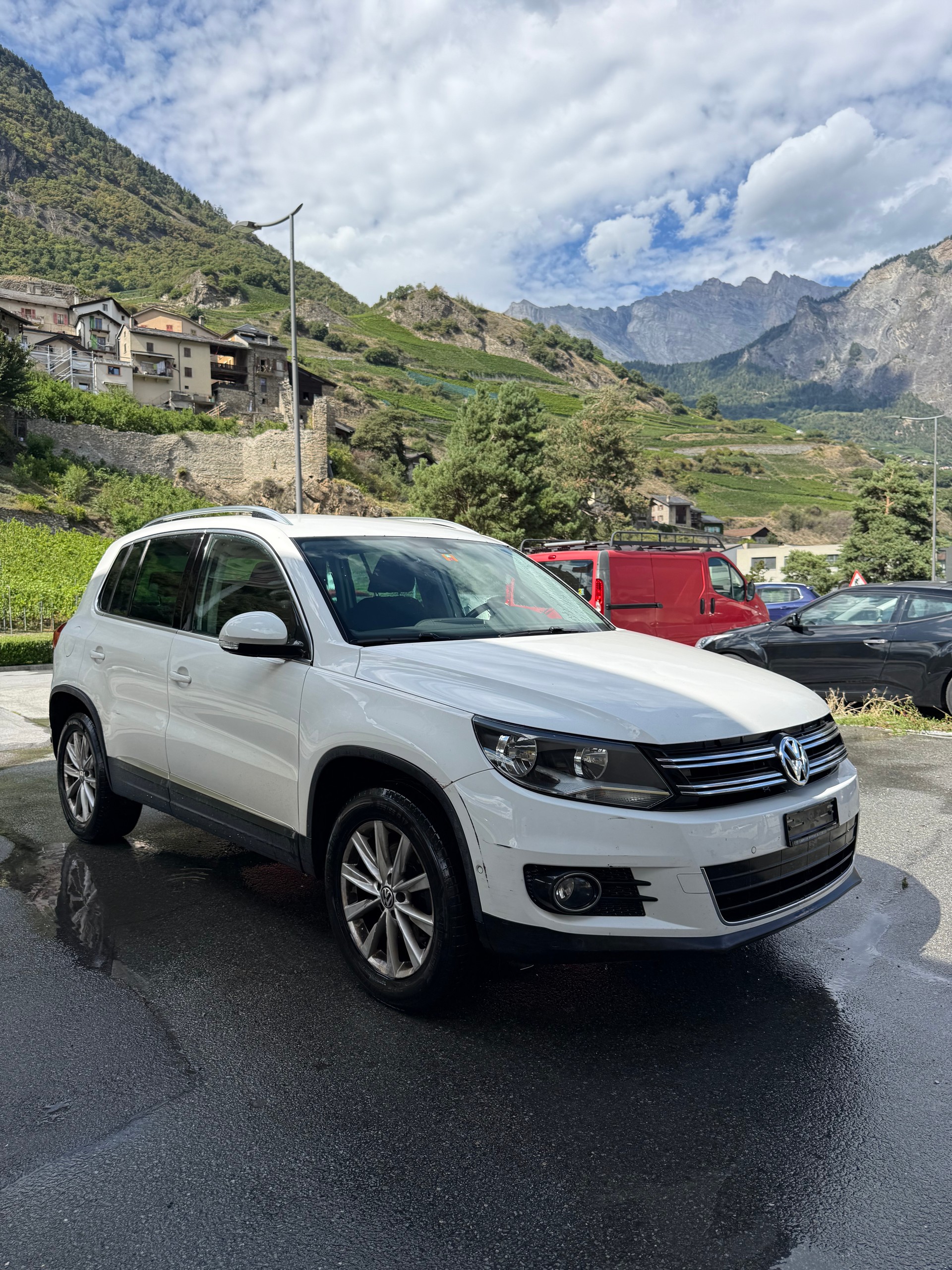 VW Tiguan 2.0 TDI BlueMotion Trend&Fun 4Motion DSG-image-2