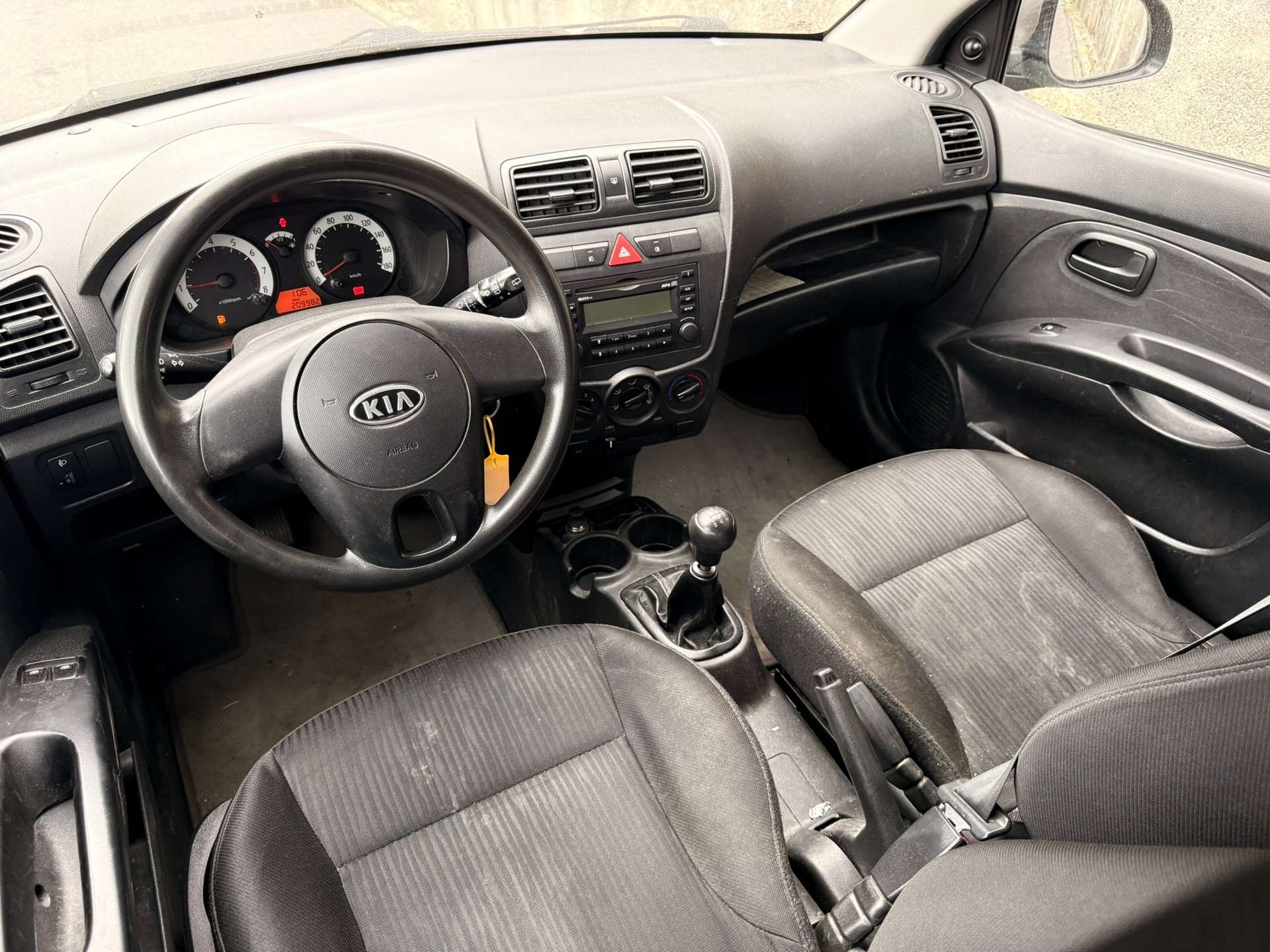 KIA Picanto 1.1 Style-image-10