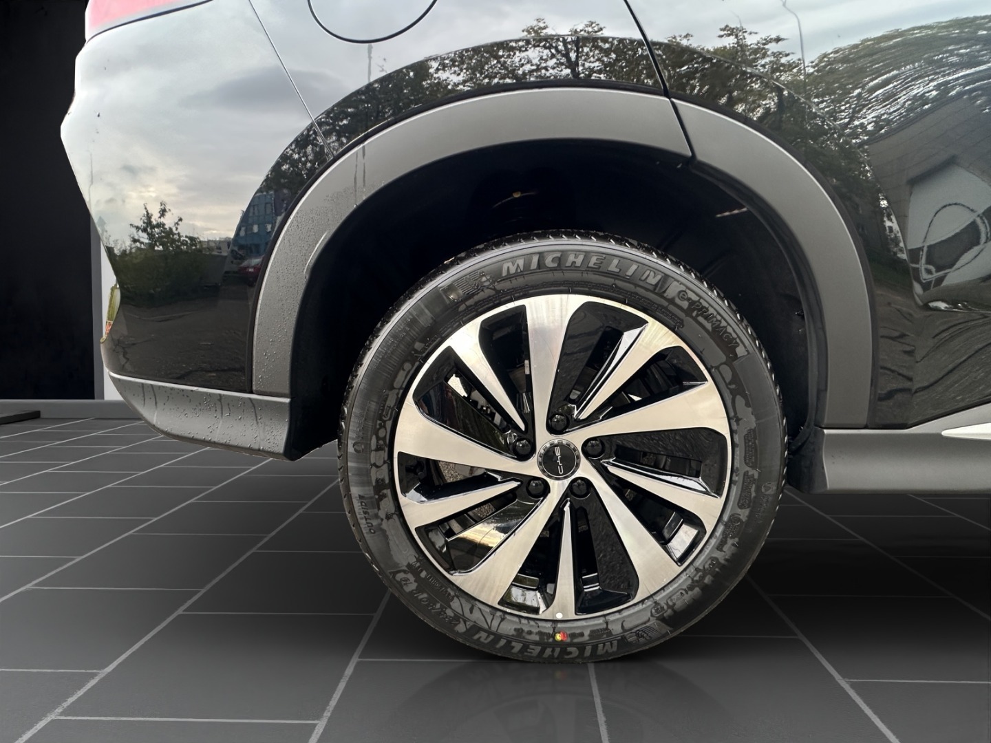 BYD Seal U DM-i Design AWD-image-9