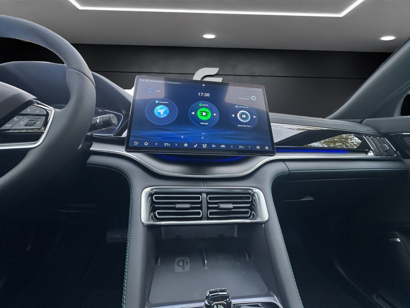 BYD Seal U DM-i Design AWD-image-5