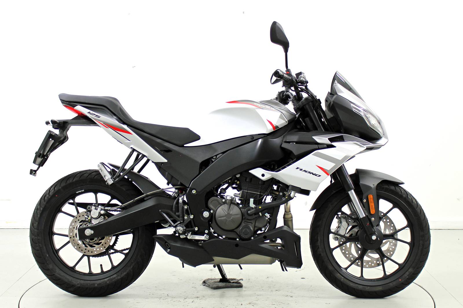 APRILIA Tuono 125 ABS-showroom-element-3