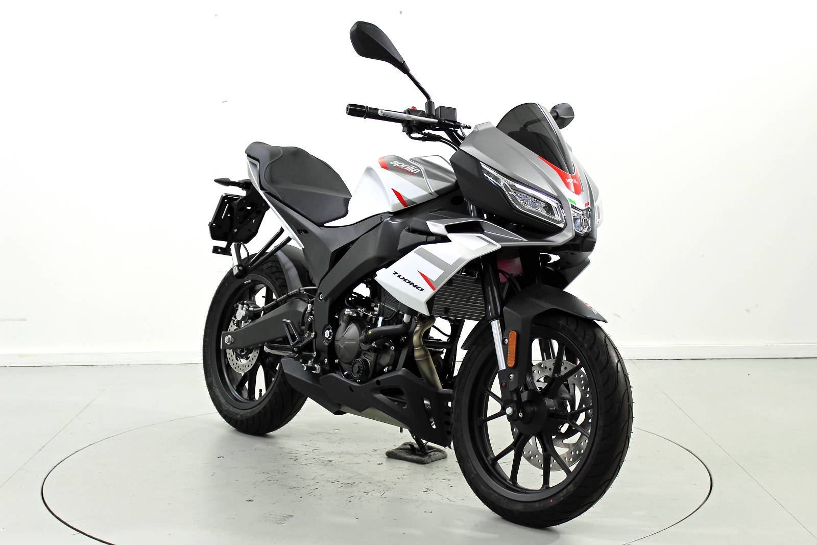APRILIA Tuono 125 ABS-showroom-element-1