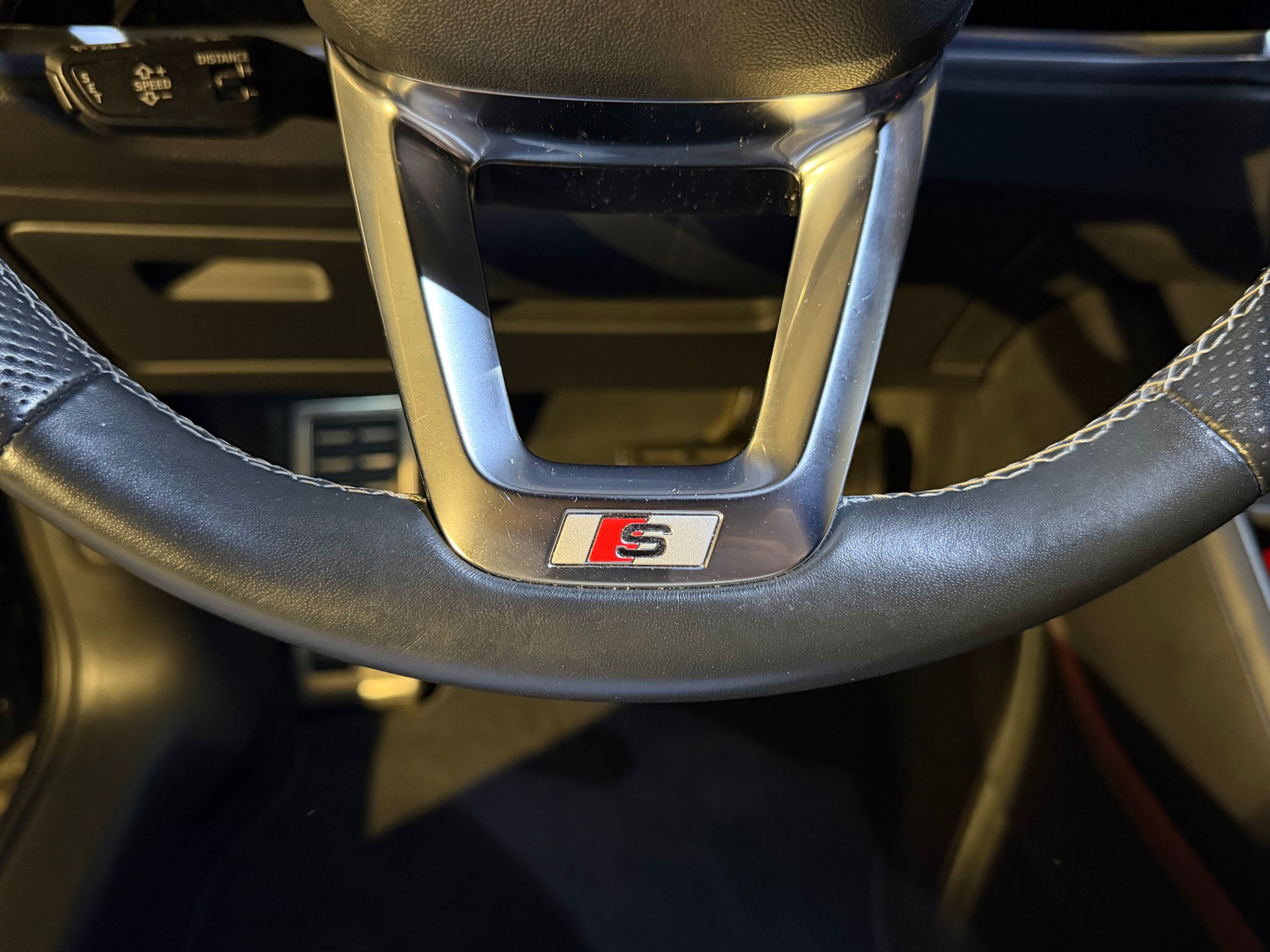 AUDI Q3 40 TFSI S line quattro S-tronic-image-20