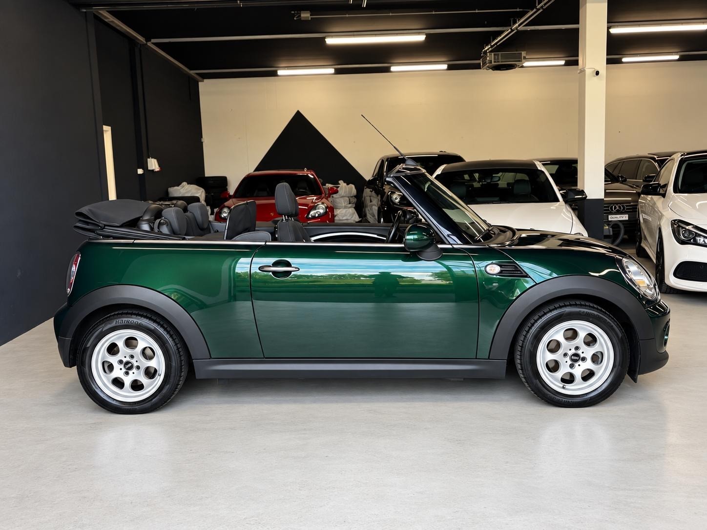 MINI Cooper Cabriolet Steptronic-image-7