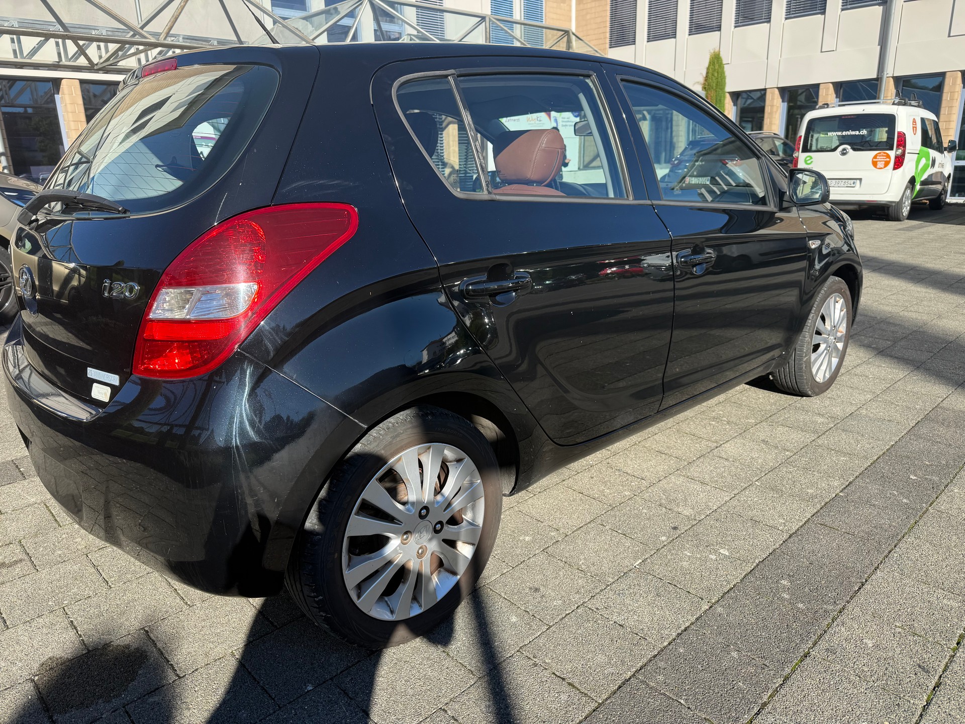 HYUNDAI i20 1.6 20th Anniversary Edition-image-5