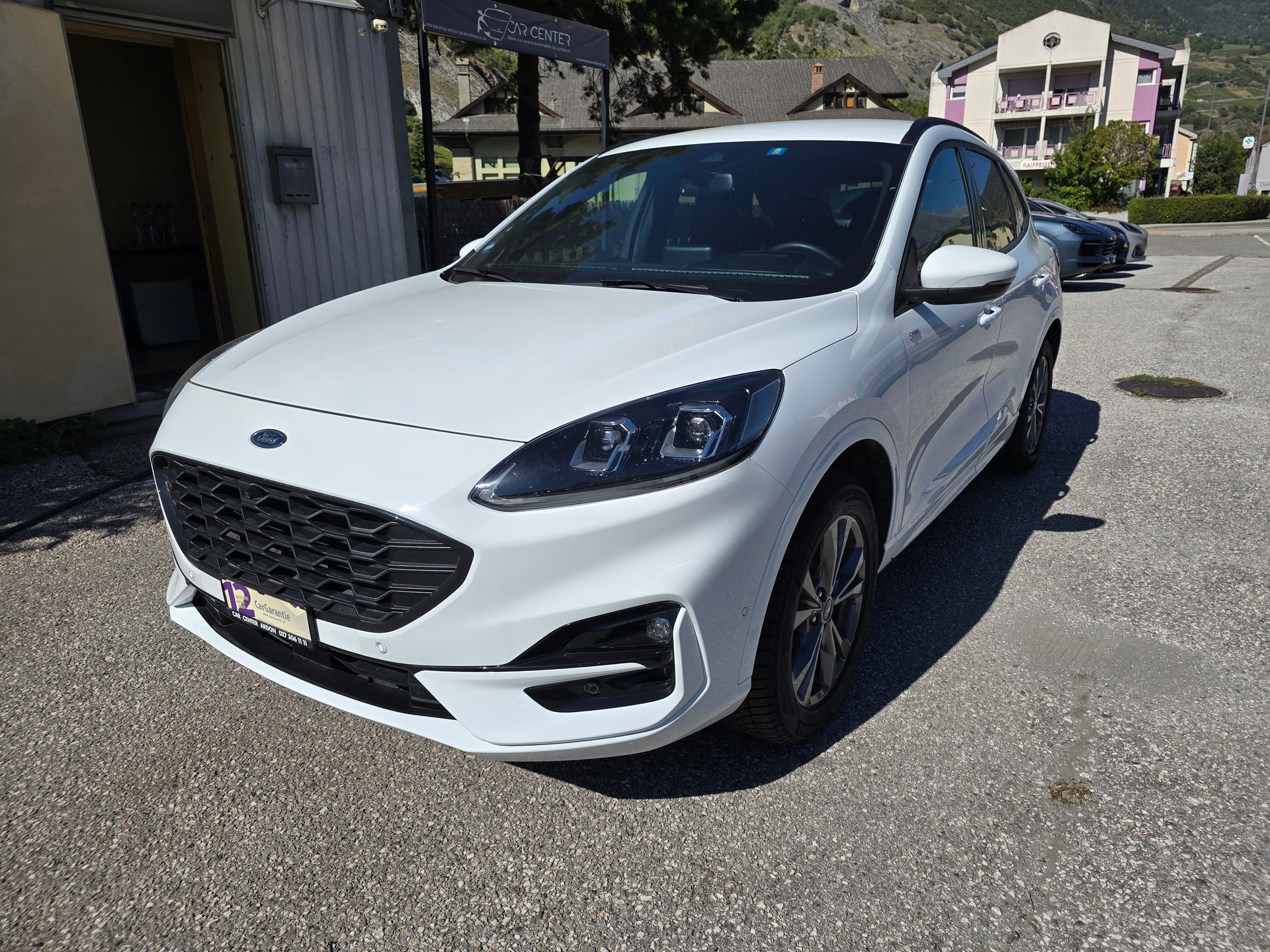 FORD Kuga 2.5 FHEV ST-Line X 4WD
