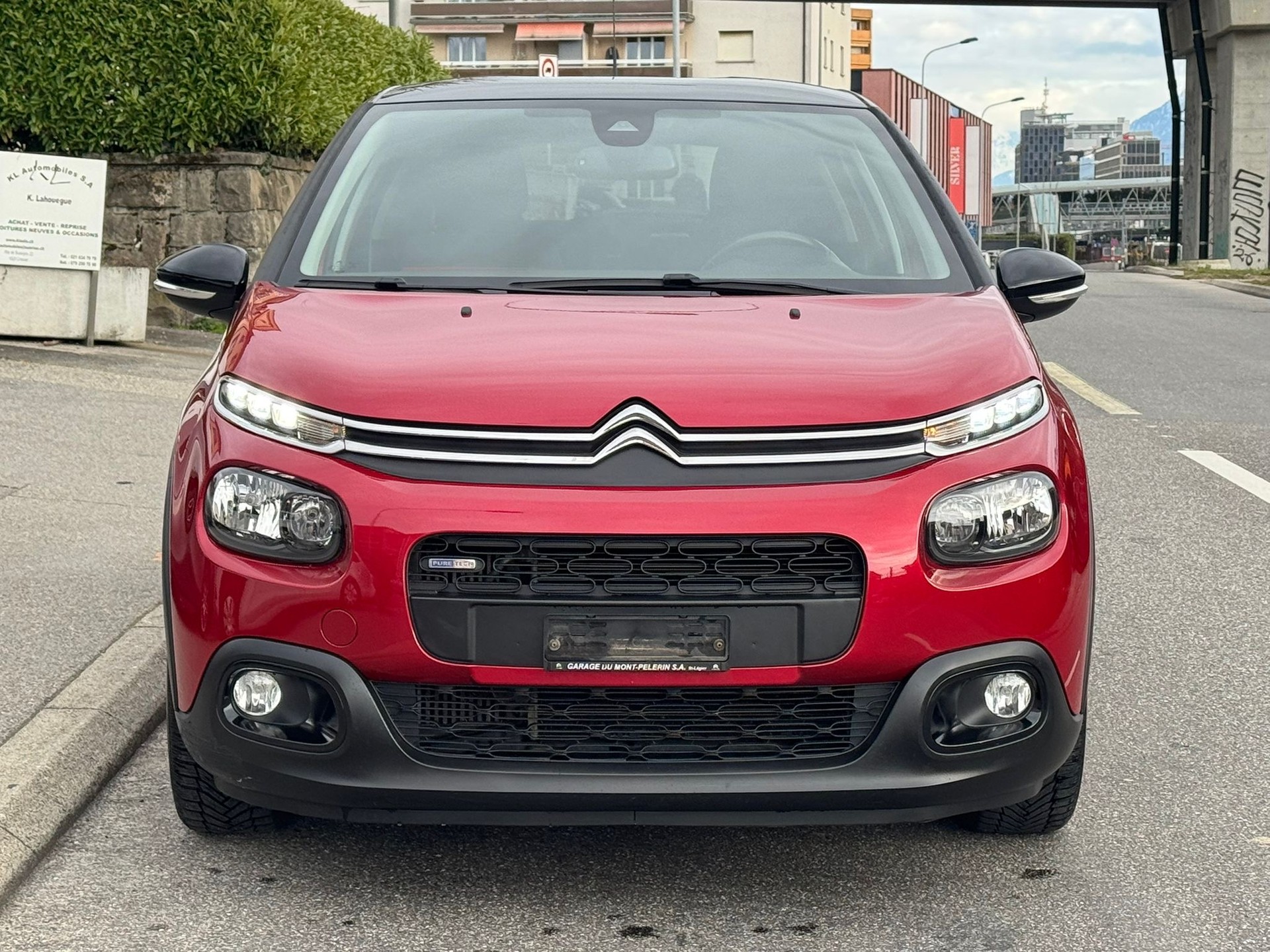 CITROEN C3 1.2i PureTech Shine EAT-image-0