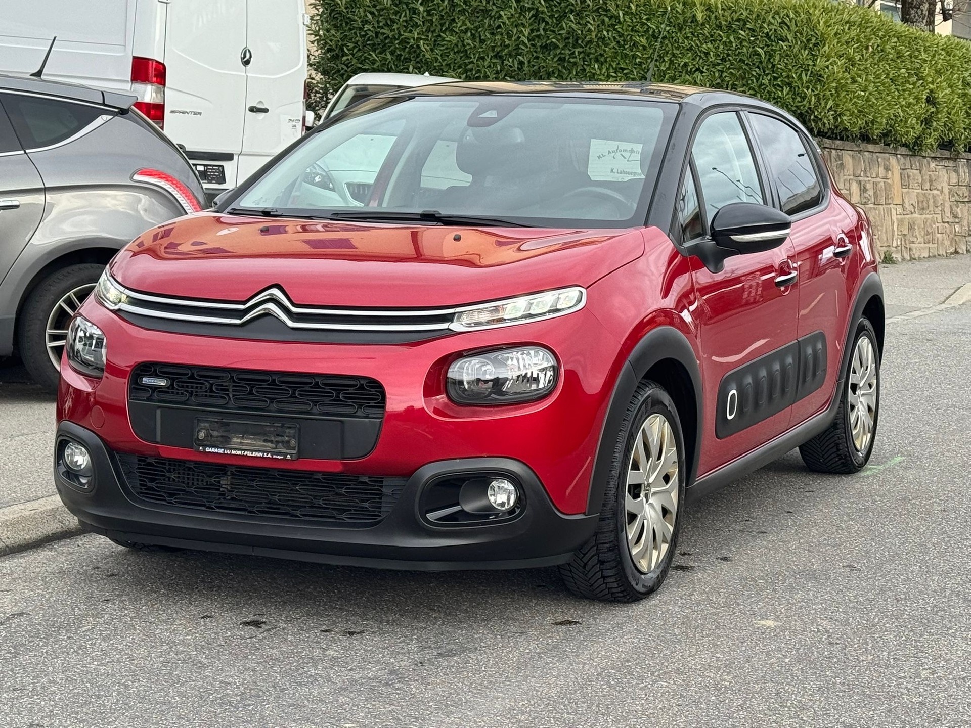 CITROEN C3 1.2i PureTech Shine EAT-image-2
