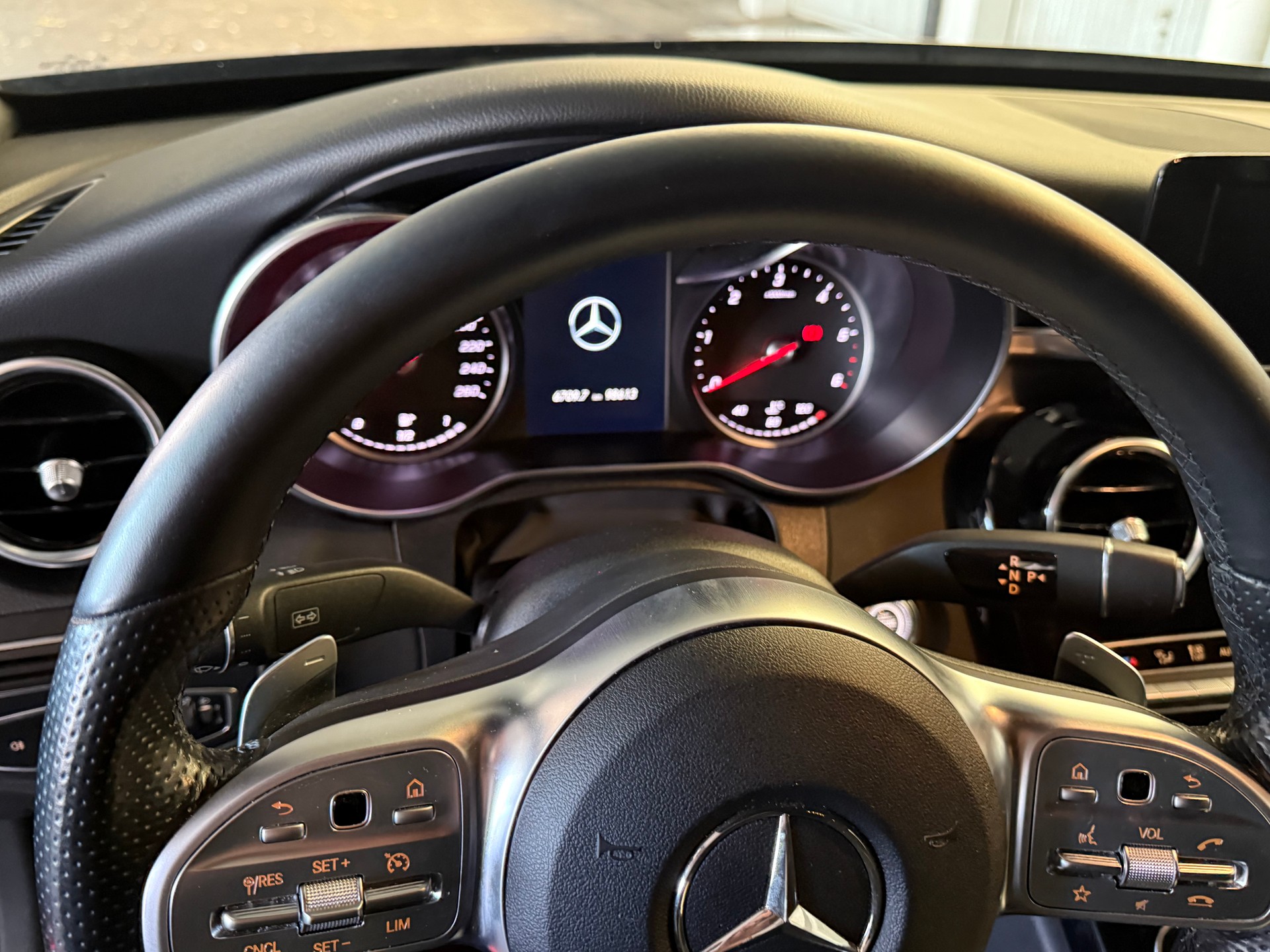 MERCEDES-BENZ C 220 d AMG Line 9G-Tronic-image-8