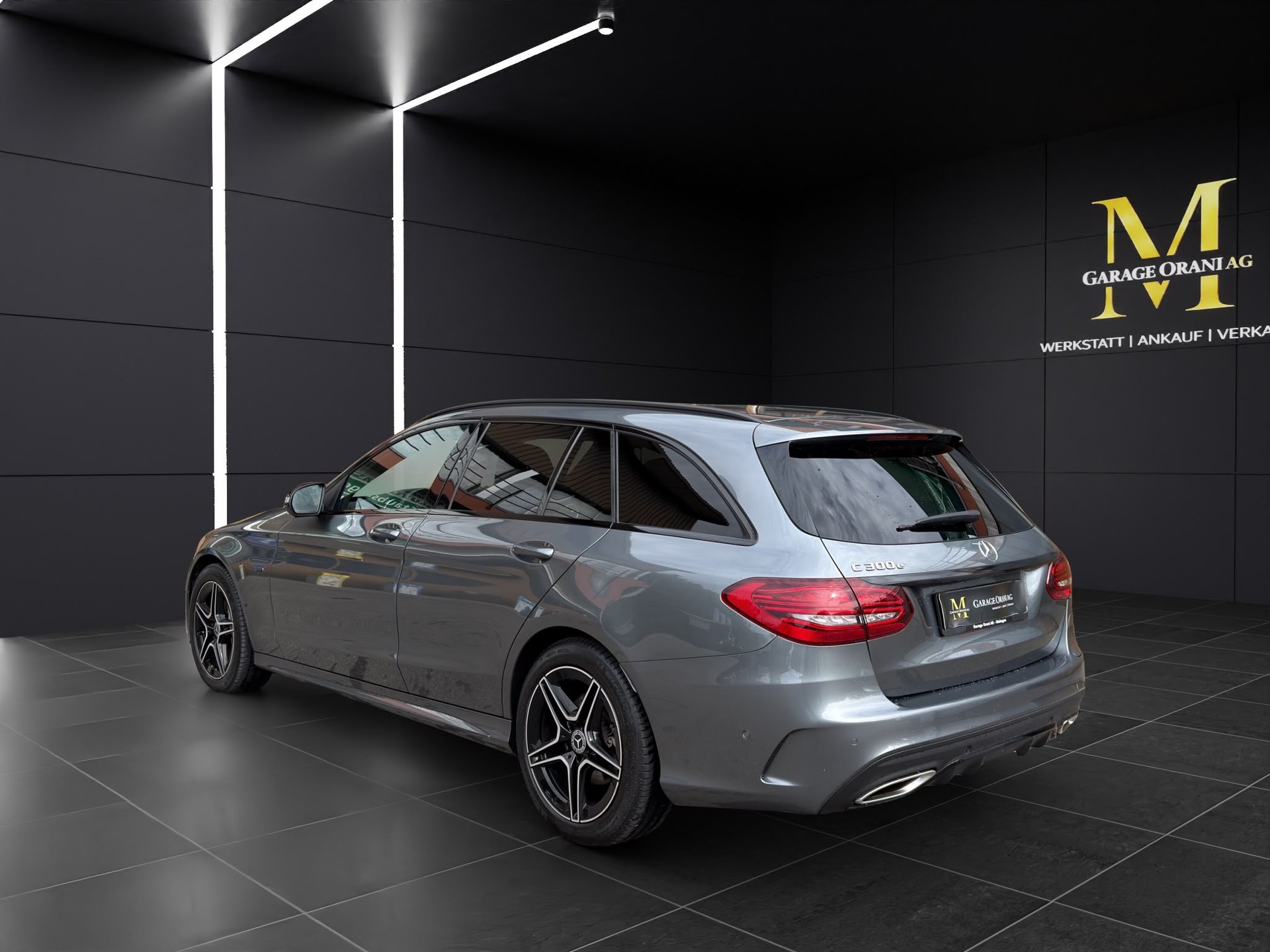 MERCEDES-BENZ C 300 e T-Modell AMG Line 9G-Tronic-image-2