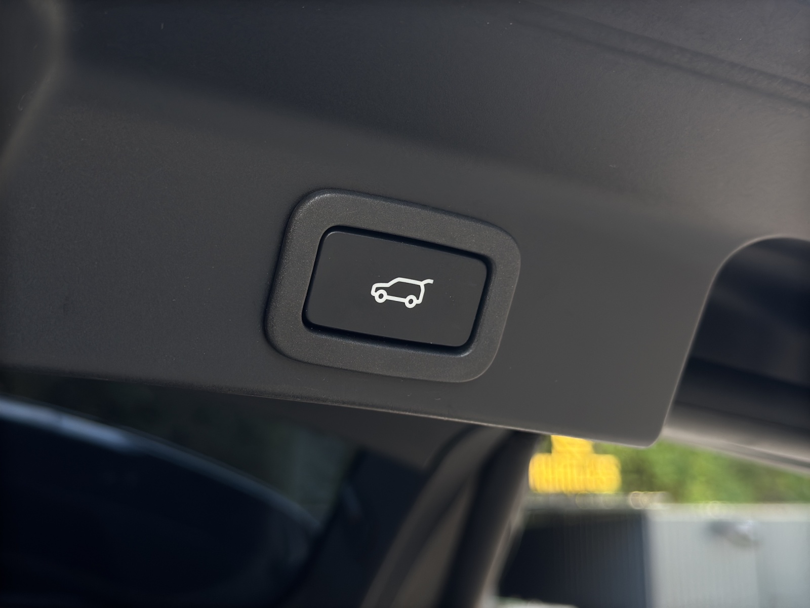 JAGUAR F-Pace 3.0 V6 Prestige AWD Automatik *Panorama-Schiebedach*Carplay*Rückfahrkamera*-image-27