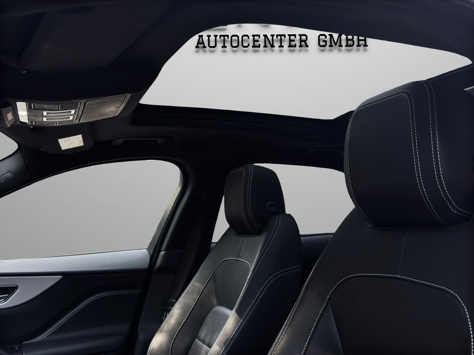JAGUAR F-Pace 3.0 V6 Prestige AWD Automatik *Panorama-Schiebedach*Carplay*Rückfahrkamera*-image-12