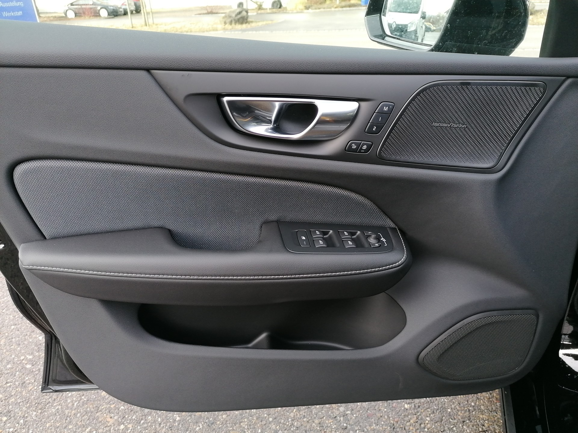VOLVO V60 2.0 T8 TE Polestar eAWD-image-14