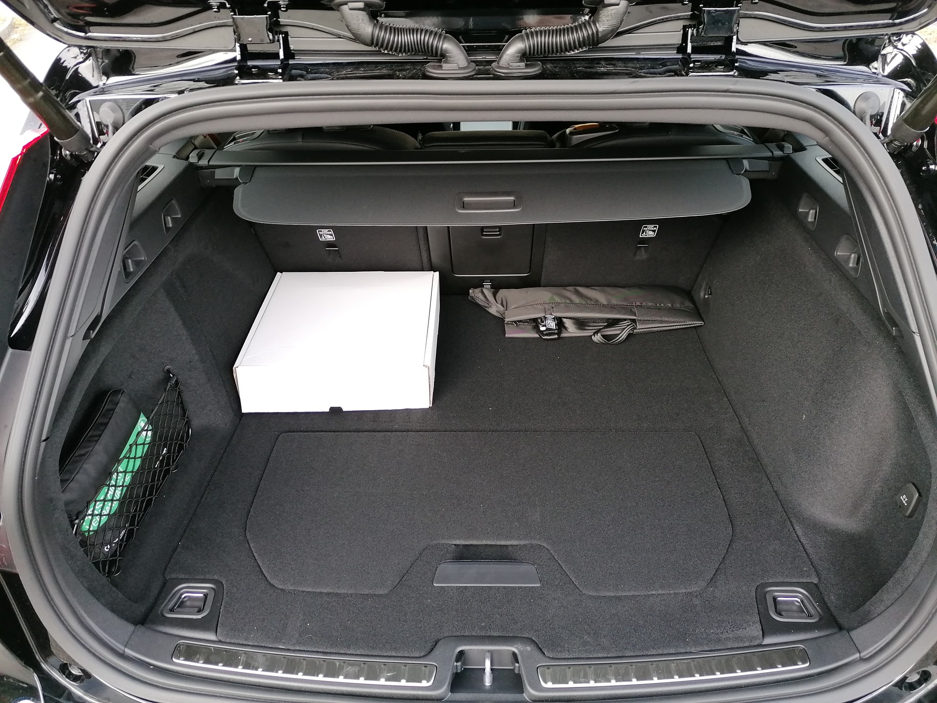 VOLVO V60 2.0 T8 TE Polestar eAWD-image-17