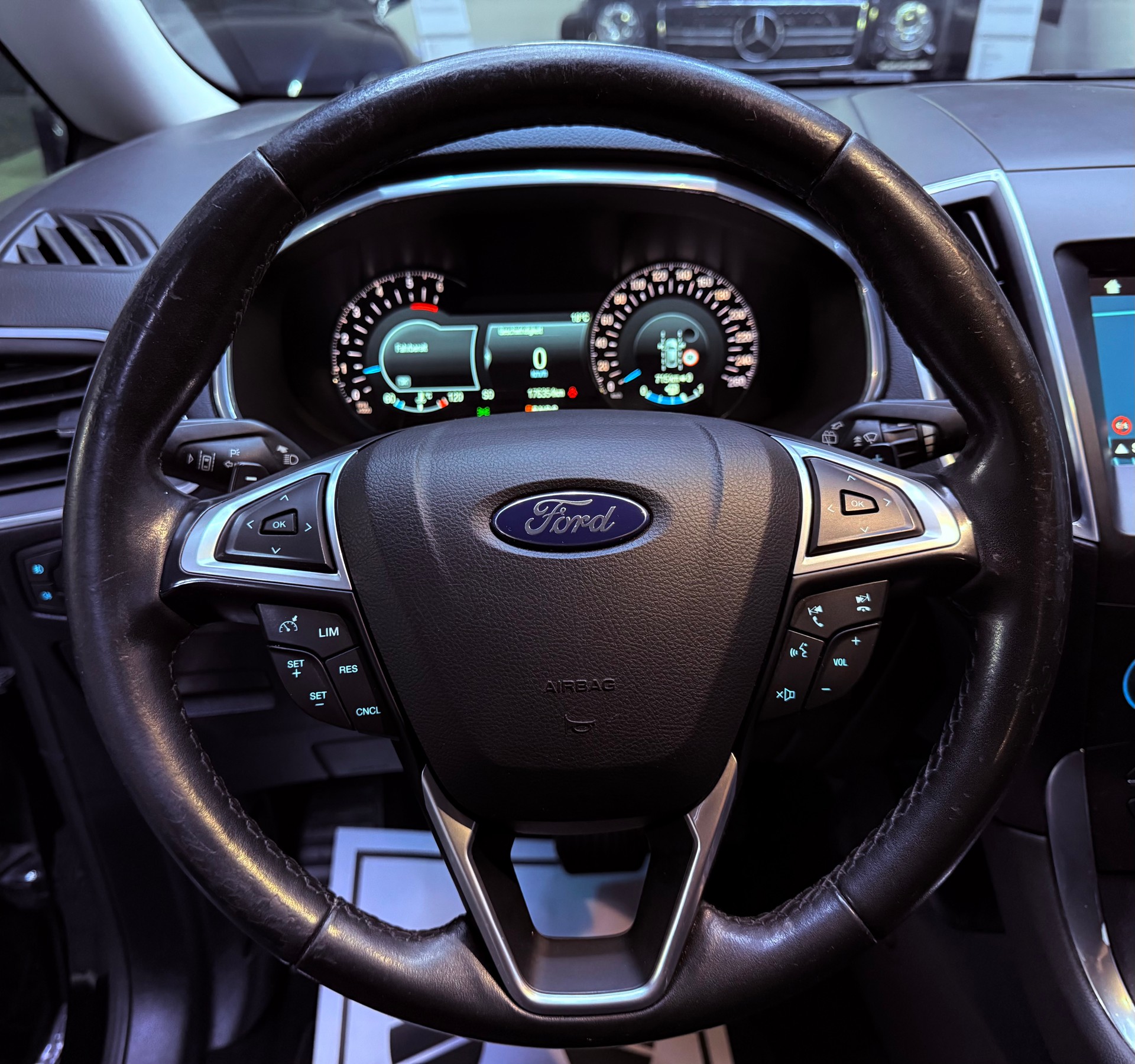 FORD Galaxy 2.0 TDCi Titanium AWD PowerShift 7 PLÄTZER-image-15