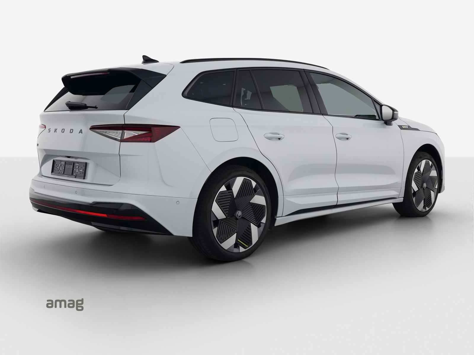 SKODA Enyaq 4x4 RS-image-3