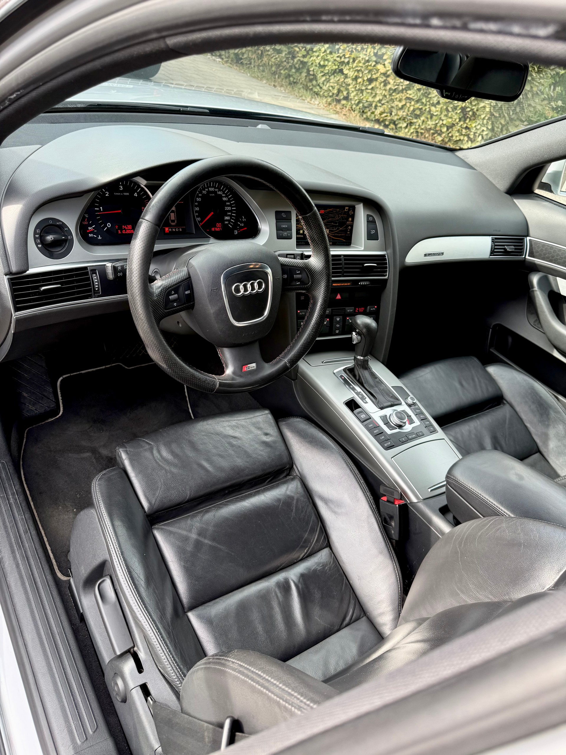 AUDI A6 S line 3.0 V6 TDI DPF quattro-image-8