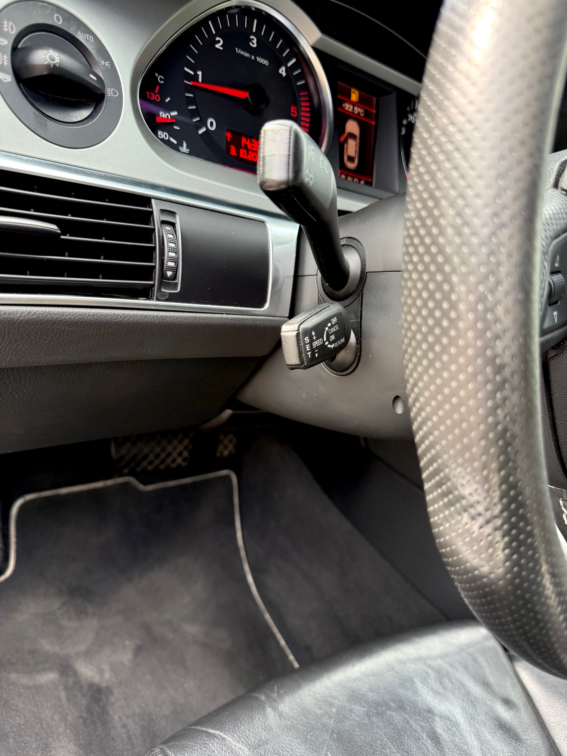 AUDI A6 S line 3.0 V6 TDI DPF quattro-image-9
