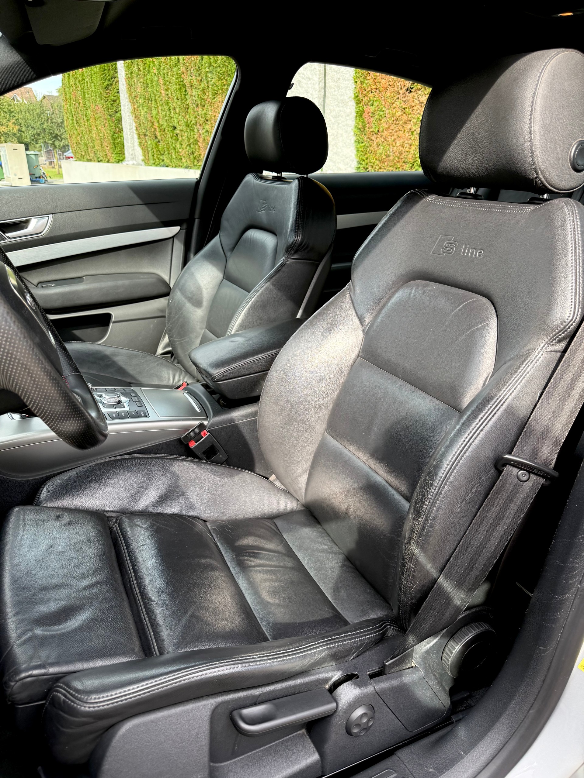 AUDI A6 S line 3.0 V6 TDI DPF quattro-image-12