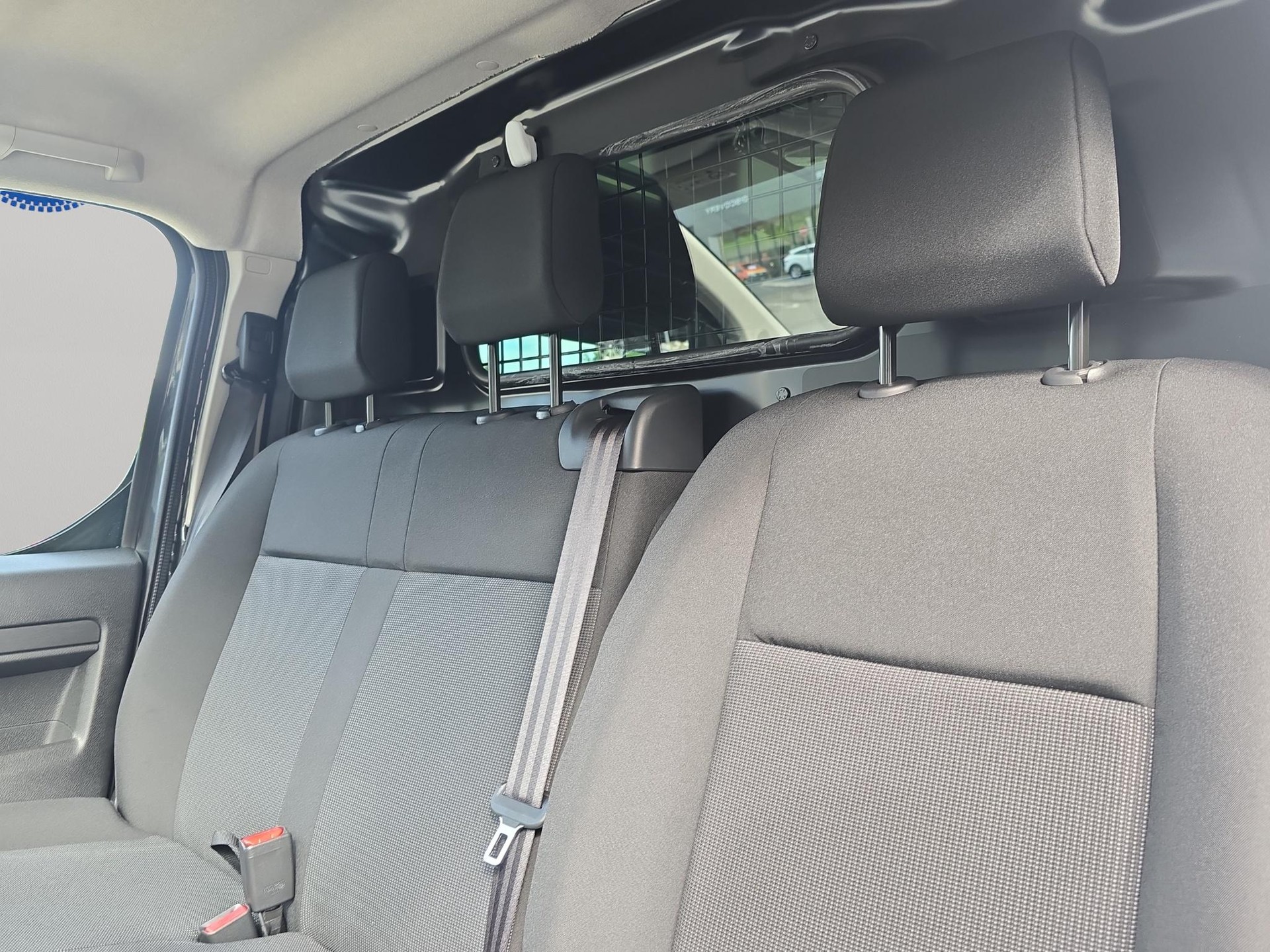 OPEL Vivaro-e Cargo 50kWh-image-11