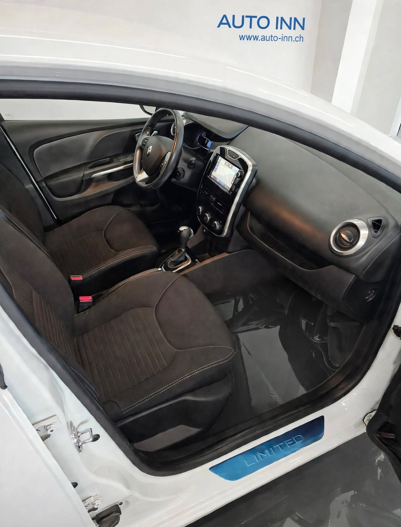 RENAULT Clio 1.2 16V T Limited EDC - AUTOMATICA-image-7