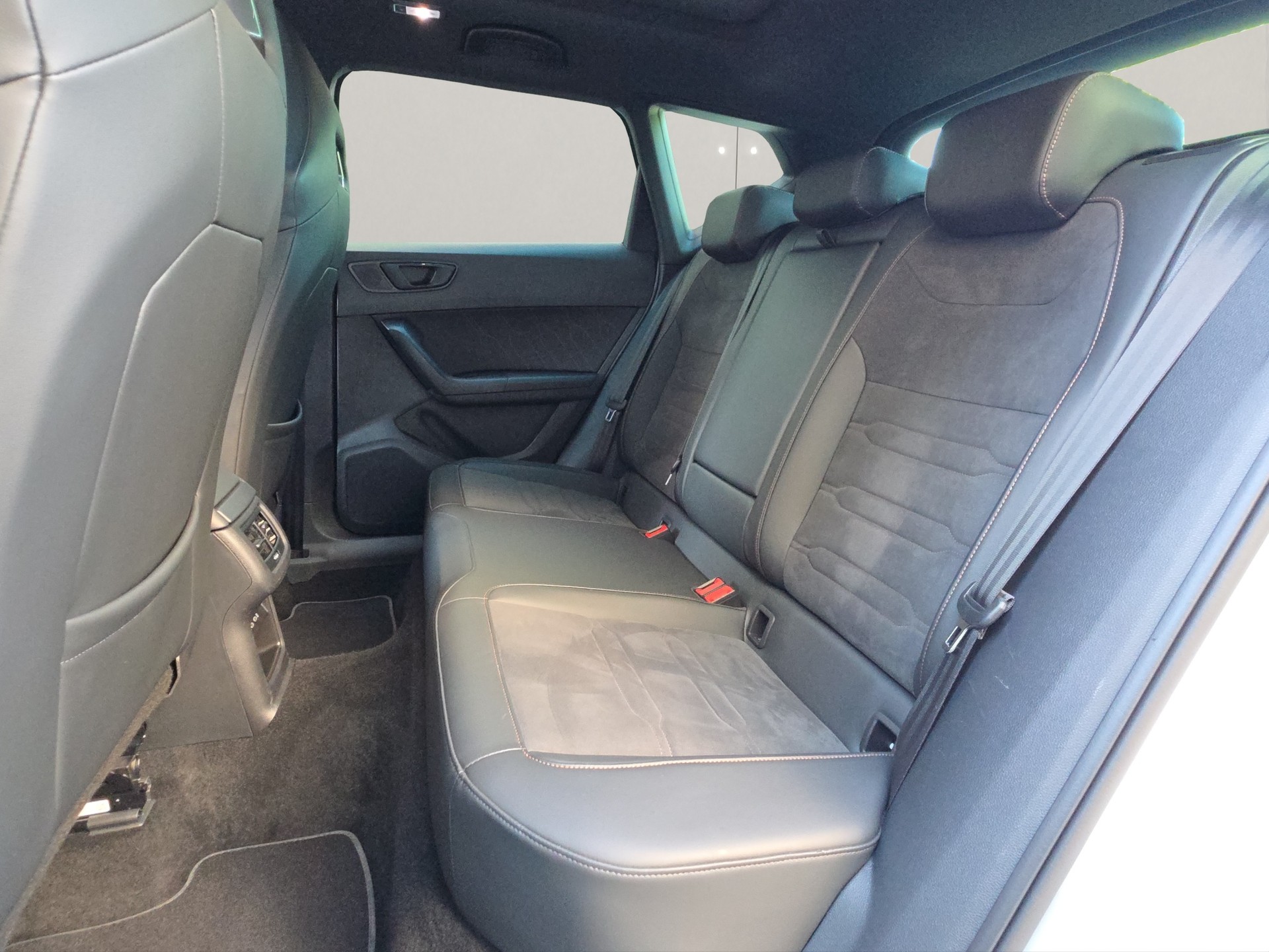 CUPRA Ateca 2.0TSI 4Drive DSG-image-11