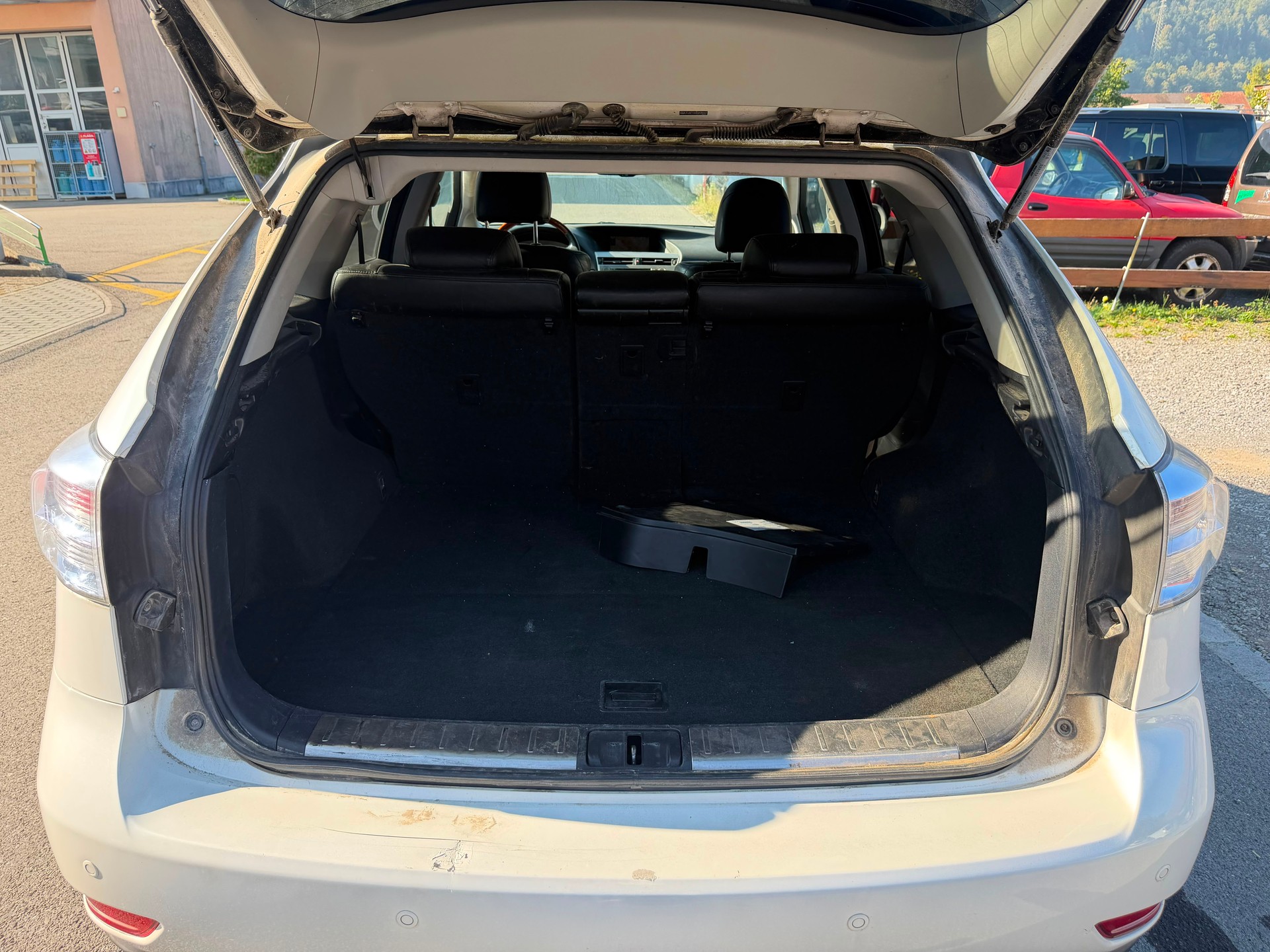 LEXUS 450 H-image-9