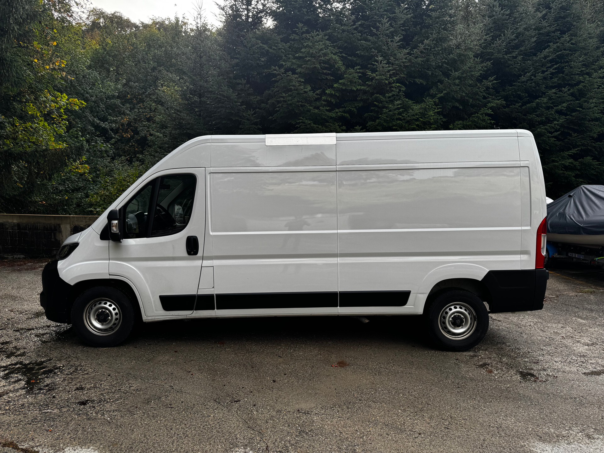 PEUGEOT L3H2 2.2 BlueHDi 140 Automatique-image-5