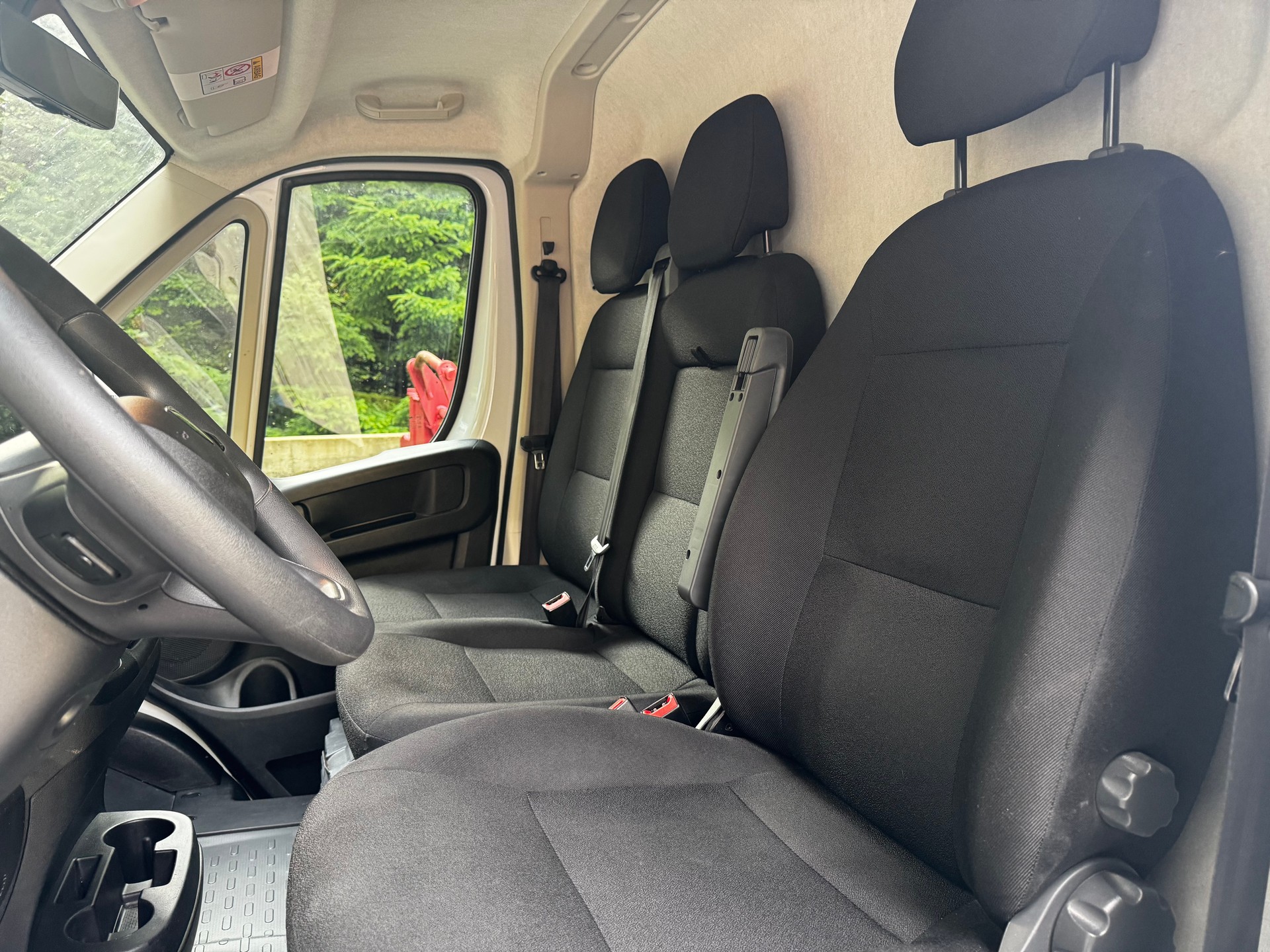 PEUGEOT L3H2 2.2 BlueHDi 140 Automatique-image-10