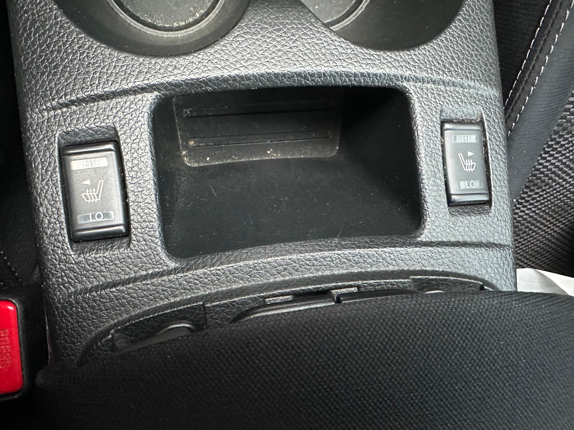 NISSAN Qashqai 1.6 dCi N-Connecta-image-13