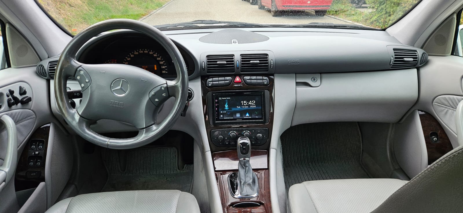 MERCEDES-BENZ C 320 Elégance Automatic-image-1