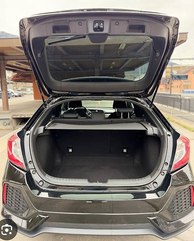 HONDA Civic 1.5 VTEC Sport Plus-image-4