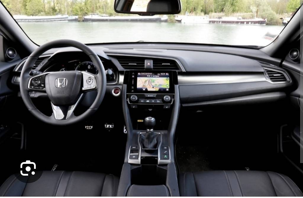 HONDA Civic 1.5 VTEC Sport Plus-image-2
