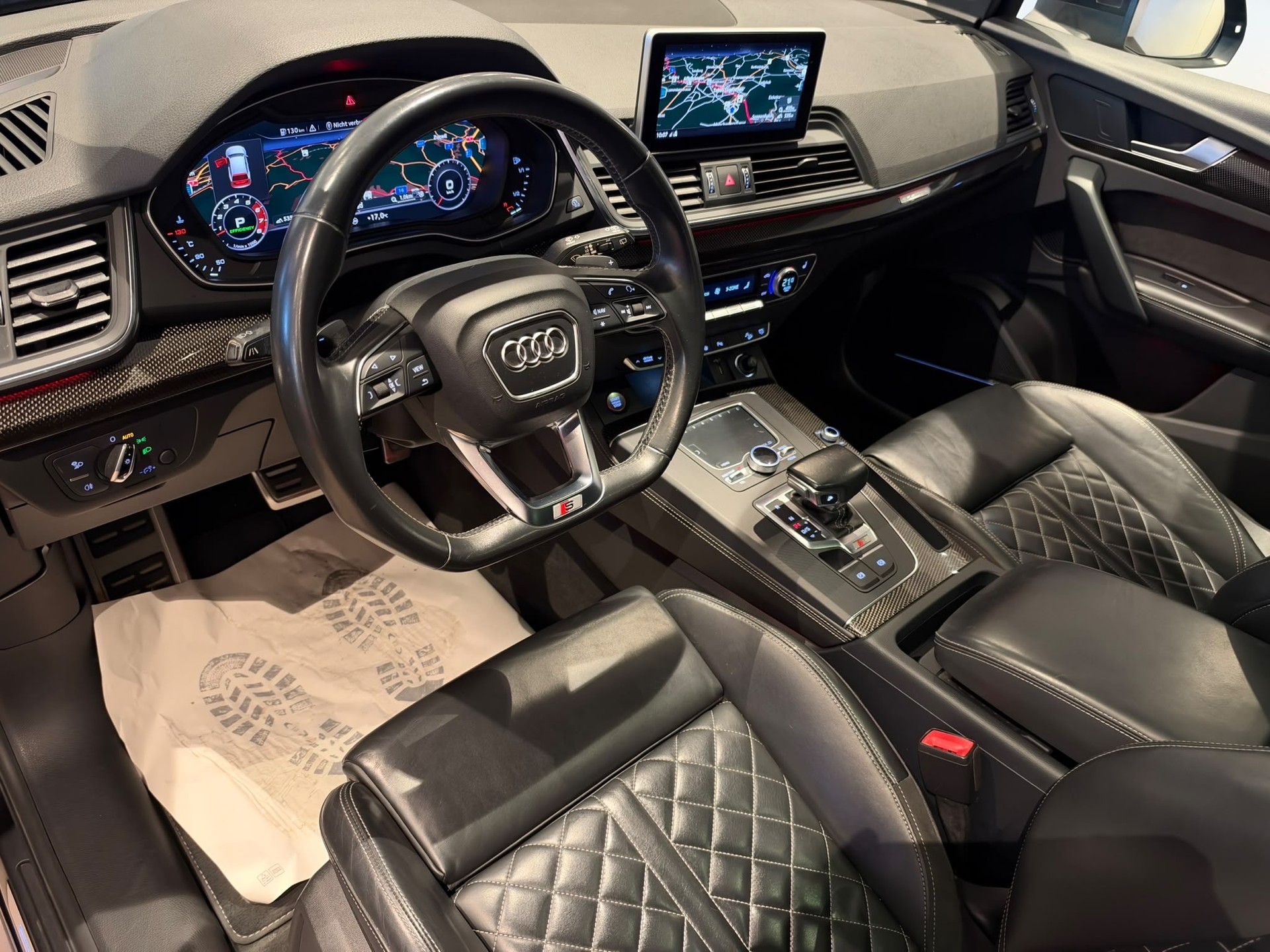 AUDI SQ5 3.0 V6 TFSI quattro T-Tronic-image-10