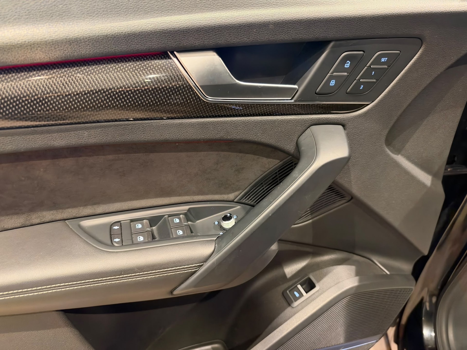 AUDI SQ5 3.0 V6 TFSI quattro T-Tronic-image-27