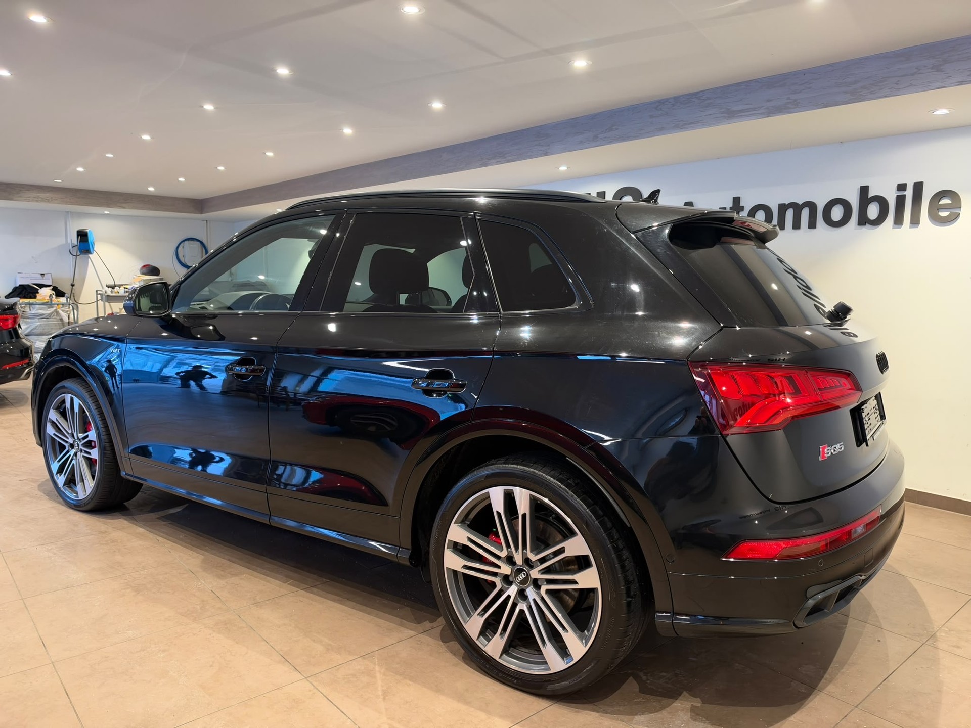 AUDI SQ5 3.0 V6 TFSI quattro T-Tronic-image-3