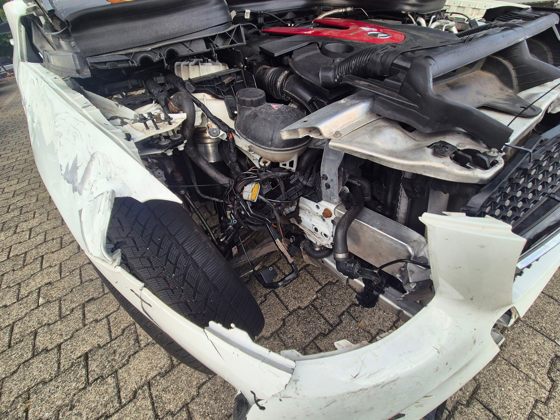 MERCEDES-BENZ GLC 43 AMG 4Matic 9G-Tronic-image-9