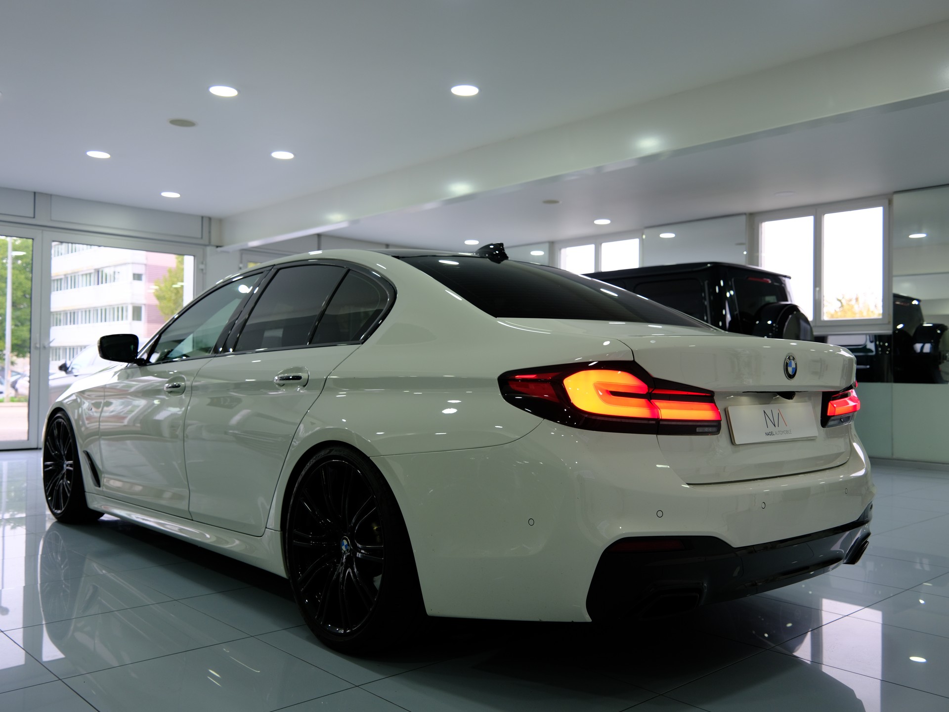 BMW 540d xDrive Steptronic-image-4