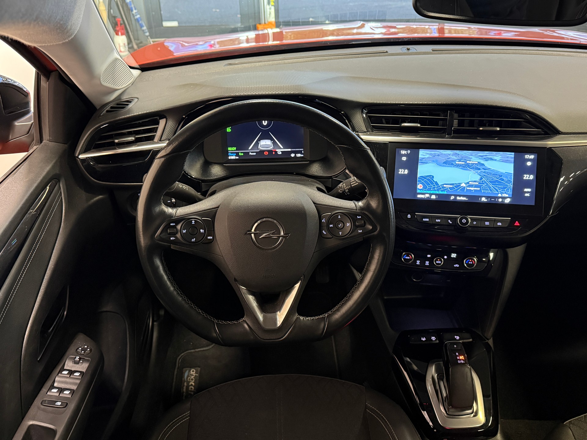 OPEL Corsa e-Elegance-image-4