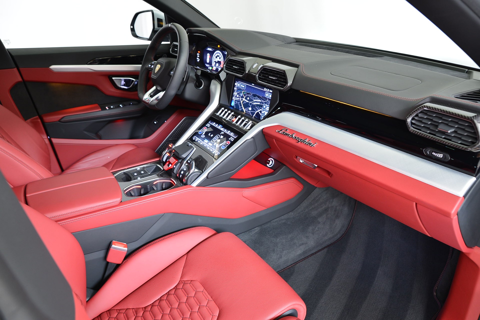 LAMBORGHINI Urus E-Gear-image-10