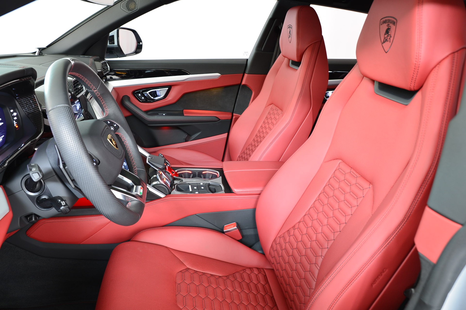 LAMBORGHINI Urus E-Gear-image-11