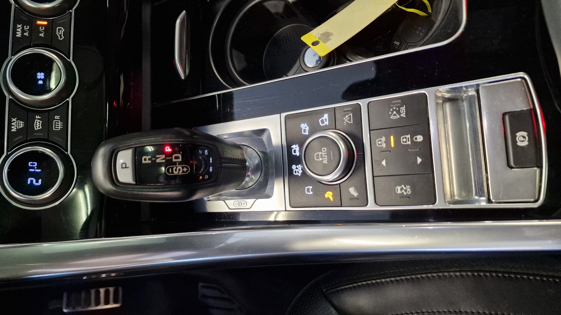 LAND ROVER Range Rover Sport 4.4 SDV8 HSE Dynamic Automatic-image-24