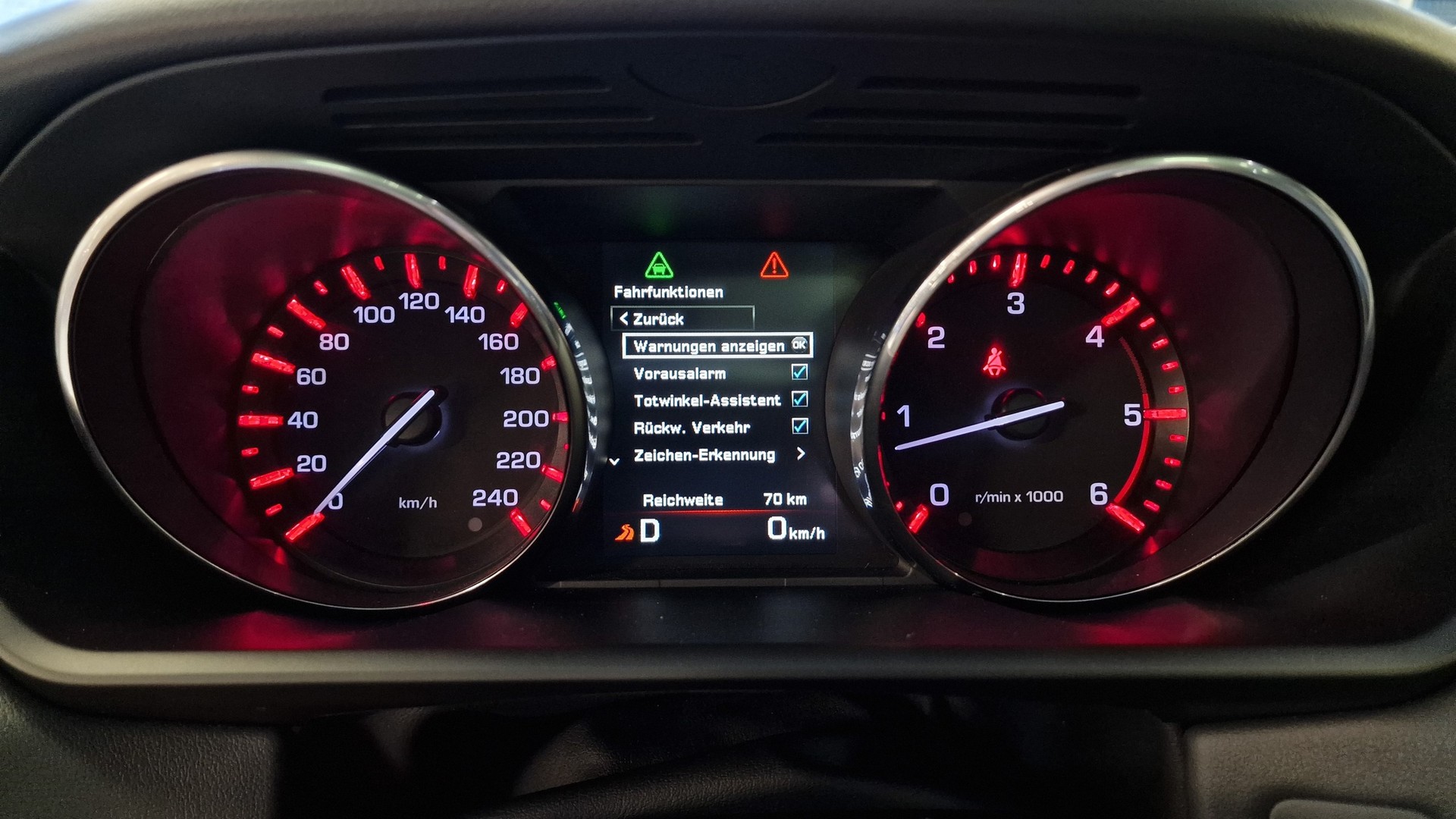 LAND ROVER Range Rover Sport 4.4 SDV8 HSE Dynamic Automatic-image-22