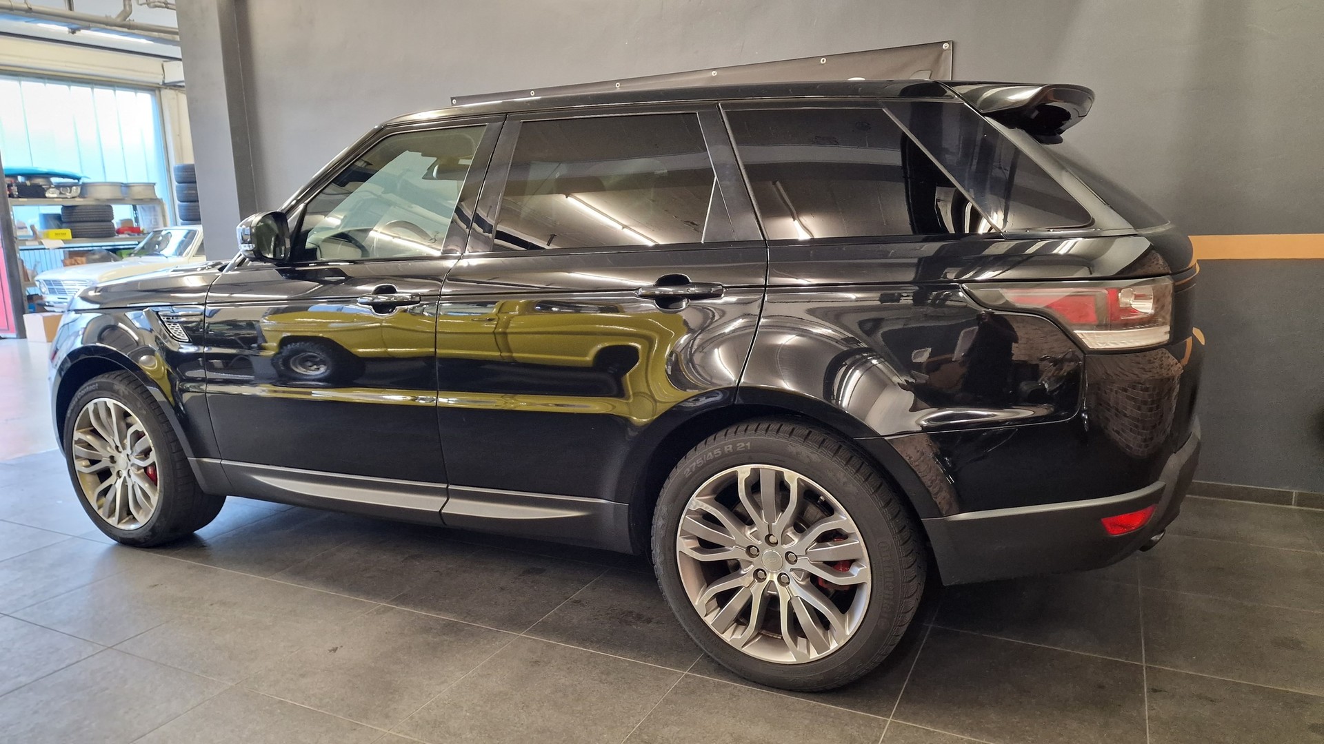 LAND ROVER Range Rover Sport 4.4 SDV8 HSE Dynamic Automatic-image-4
