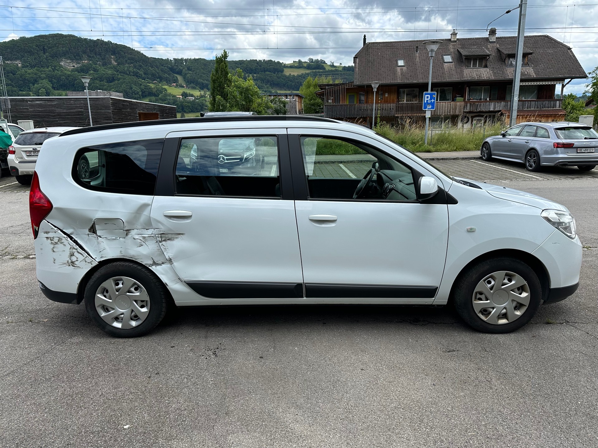 DACIA Lodgy 1.2 Turbo Lauréate 5PL FIXPREIS-image-2