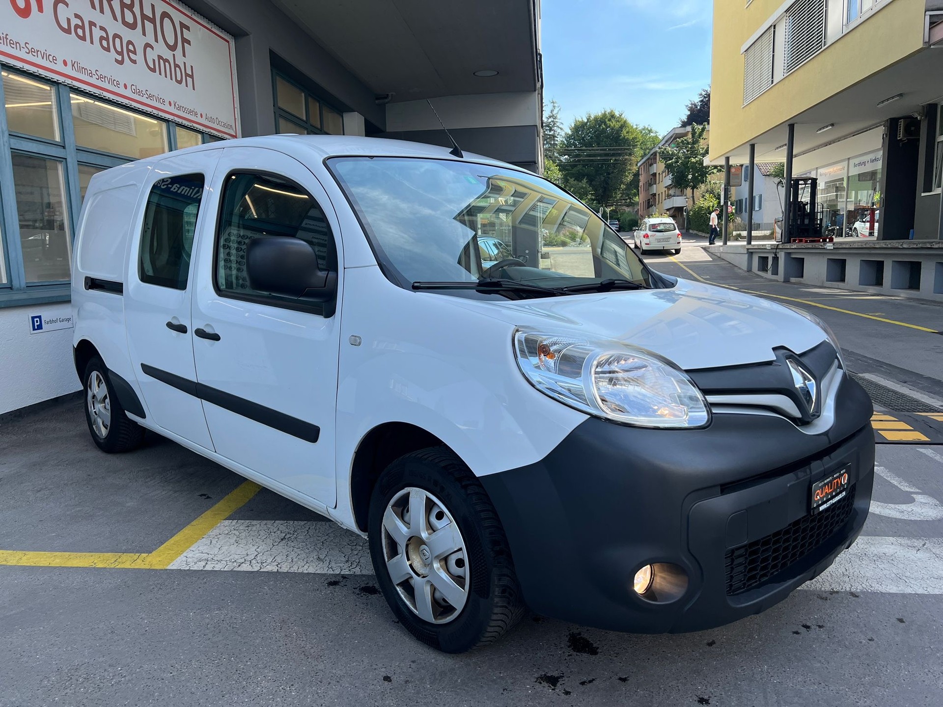 RENAULT Kangoo Maxi dCi 90 ENERGY Access 2 Pl./2 pl.-image-1